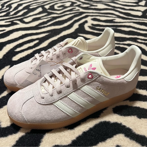 NWT Adidas Gazelle Valentine’s Putty Mauve Ivory Pink Sneakers Sz Women’s 7.5 - Picture 9 of 15